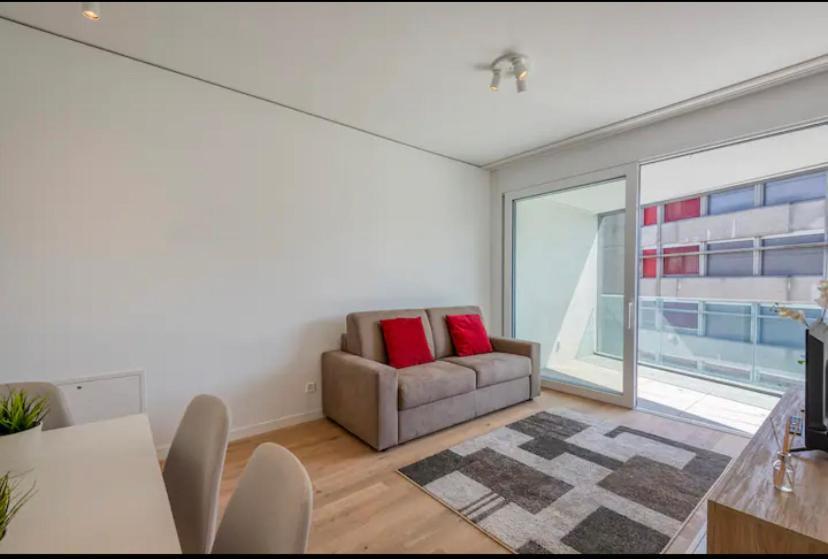 5 Rent Apartments Lugano Station Exterior photo